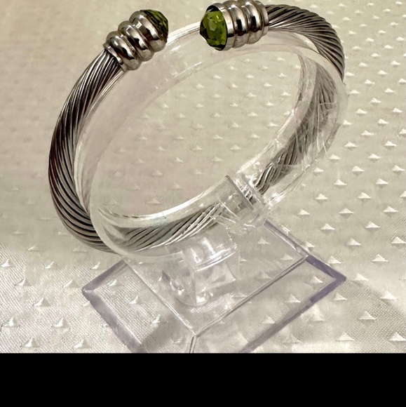 Designer Inspired Cable Cuff with Fancy Cut Crystal Accents in Stainless Steel! - Picture 2 of 5